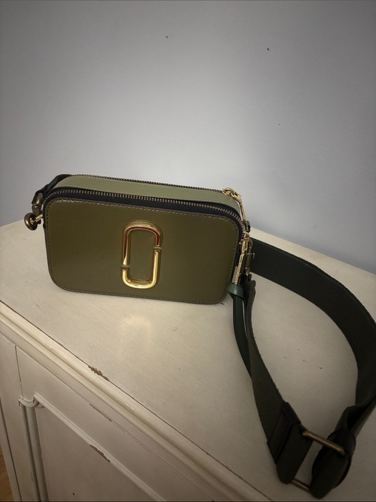 Marc Jacobs Handbags - Marc Jacobs snapshot Olive Green Crossbody